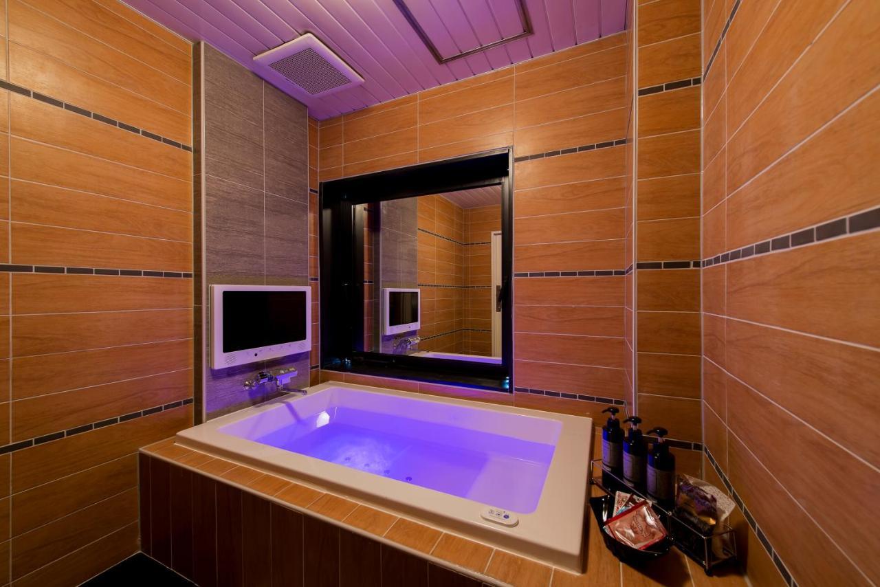 Hotel Cue Machida (Adults Only) ภายนอก รูปภาพ