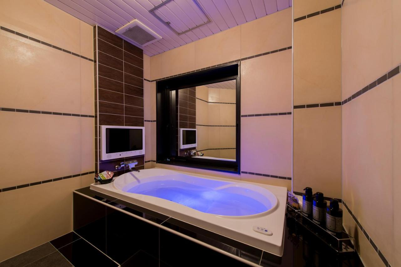 Hotel Cue Machida (Adults Only) ภายนอก รูปภาพ
